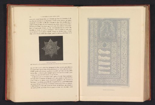 Decoration in the shape of a star
