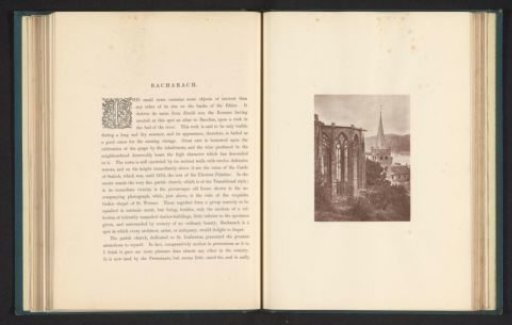 View of the ruins of the Wernerkapel and the tower of St. Peter's Church in Bacharach