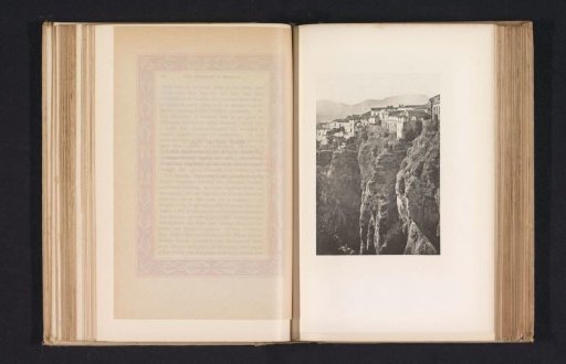View of Ronda and the Tajo de Ronda