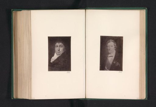 Photographic reproduction of a painting depicting a portrait of John Gordon
