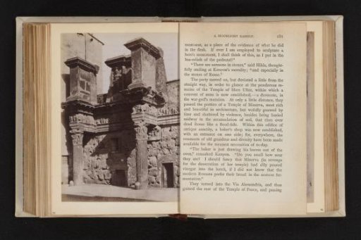 Gezicht op het portiek van de tempel van Minerva in Rome