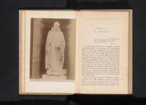 Statue of Saint Antoninus of Florence outside the Galleria degli Uffizi in Florence