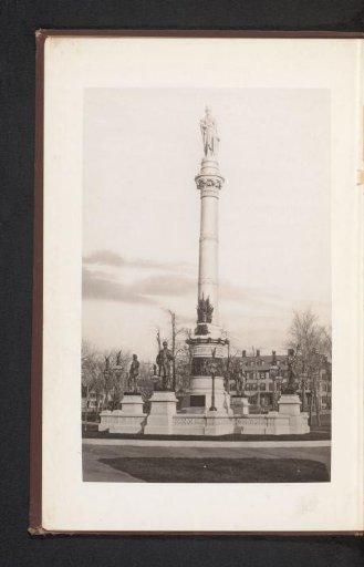 View of the monument in Manchester commemorating the Civil War
