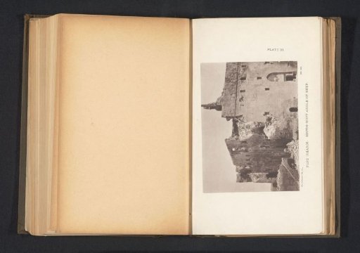 View of the exterior of the fort on Pharos