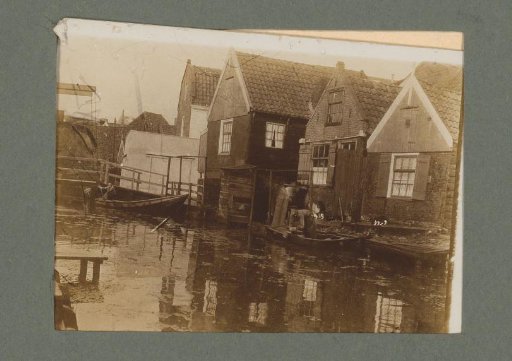 Moored rowing boats near Volendam houses