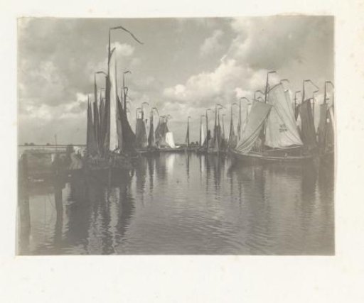 Fishing boats in the harbor of Volendam
