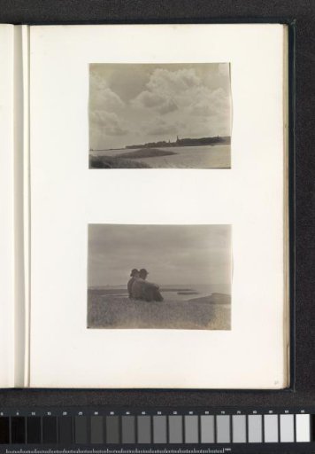Two men sitting on the shore of (probably) the Zuiderzee