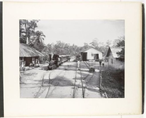 View of the narrow-gauge station of the Deli Company at Stabat, Sumatra (S.S. Stabat)