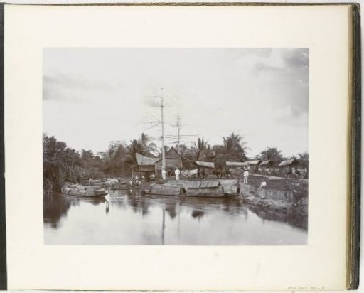 Shipping of the tobacco, Tandjong Kafsan, Sumatra (Shipping of Tobacco, Tandjong Kafsan)