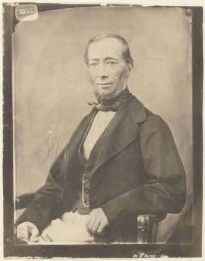 Portrait of an unknown man with spectacles