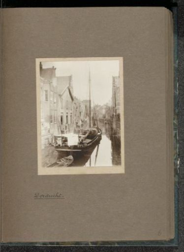 View through the Voorstraatshaven in Dordrecht with a ship in the foreground