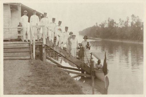 Group photograph on a scaffold