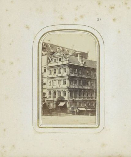 Exterior of the Pellerschehaus in Augsburg