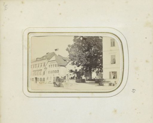 Exterior of the Hotel zum Goldenen Kreuz in Ischl
