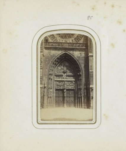 Portico of St. Lawrence's Church in Nuremberg