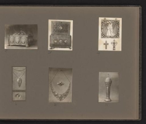 Jewelry and a decorative object