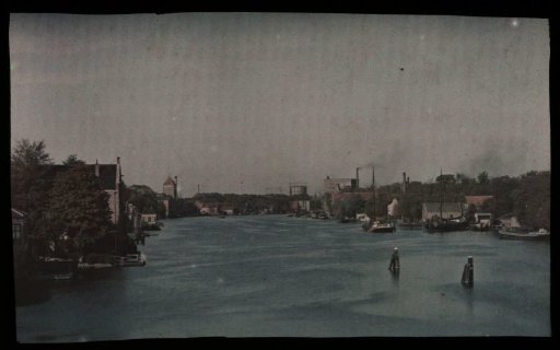 View over the Zaan, with the tower of the Verkade factory on the left