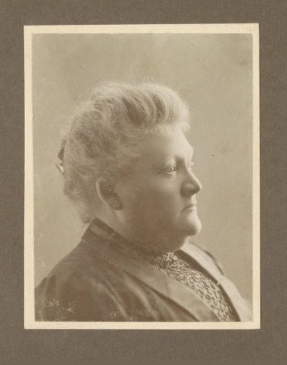 Portrait of G. Vermeulen-Luitjes, and profile