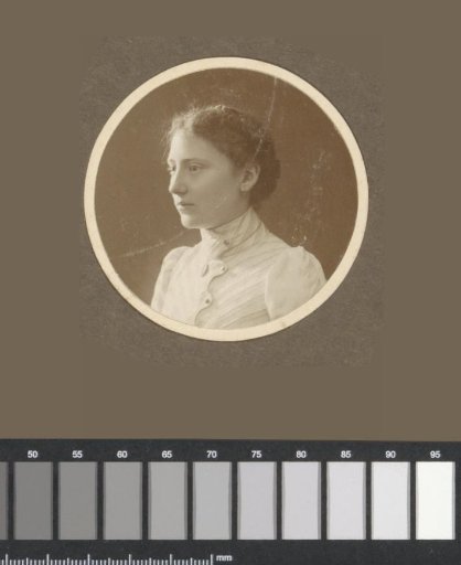 Portrait of Flop Vermeulen with hair pinned up