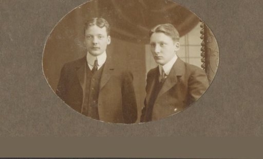 Portrait of David and Bram Vermeulen in suits with ties