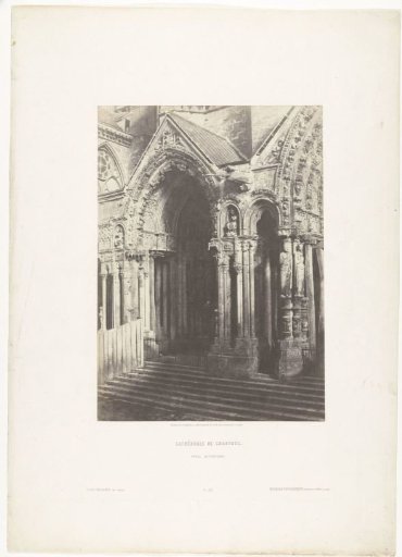 Detail of the northern entrance to the cathedral in Chartres