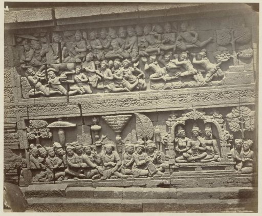 Bas-relief in the wall on the north side of Borobudur