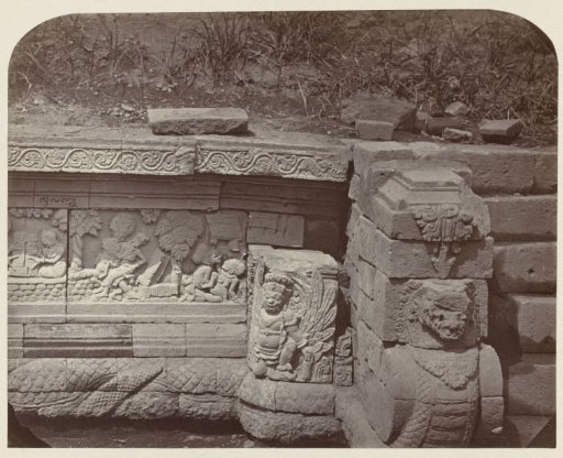 Bas-relief on the pendopo pedestal on the west side of Candi Panataran