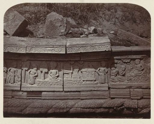 Bas-relief on the pendopo pedestal on the west side of Candi Panataran