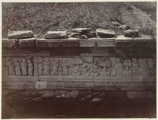 Bas-relief on the pendopo pedestal at the south side of Candi Panataran.