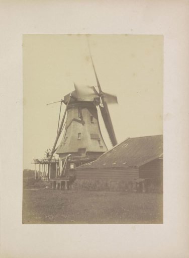 Mill and a barn in Zaandam