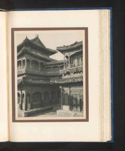 Yonghe Temple in Peking