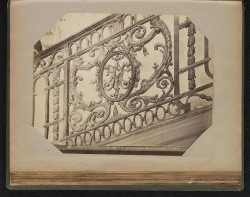 Openwork metal framework with the initials of Marie-Antoinette