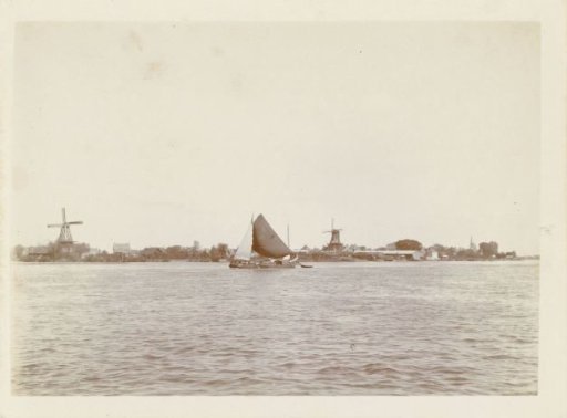 Sailing ship on the Lek with the mills De Hoop and Weltevreden on the shore