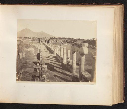 Gezicht op het forum van Pompeï