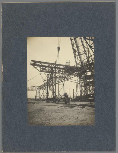 Construction of a steel structure for the gasworks in the Keilehaven