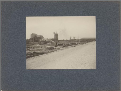 Construction site in the polder of Nieuw-Mathenesse