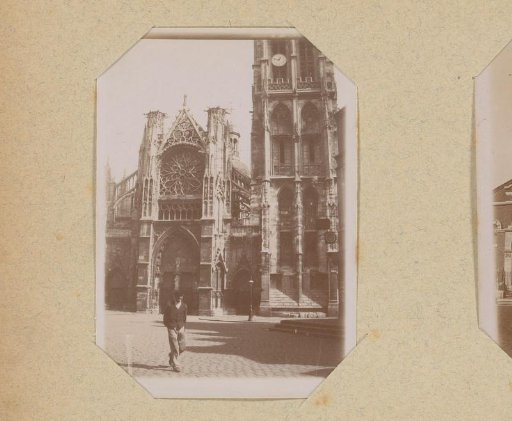 Man before the Église Saint-Jacques, Dieppe