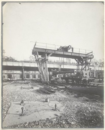 Workers at the construction site during the building of the Metro in Paris