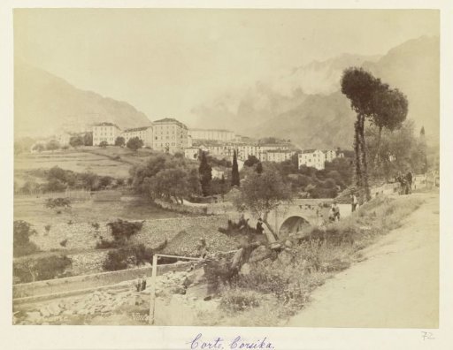 View of Corte seen from one of the city's access roads