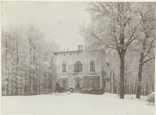 View of the Country House De Wildbaan, Driebergen, with Snow