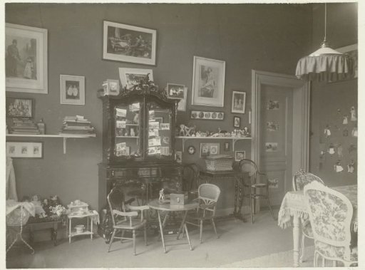 Room with a children's corner in the country house De Wildbaan, Driebergen
