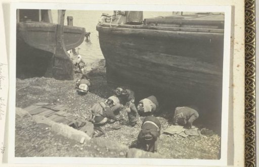 Picking shells