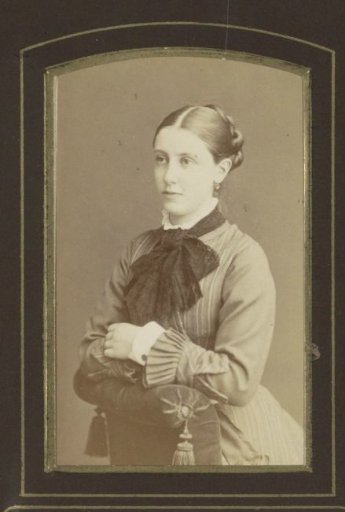 Portrait of Mrs. Nijhoff-Funke