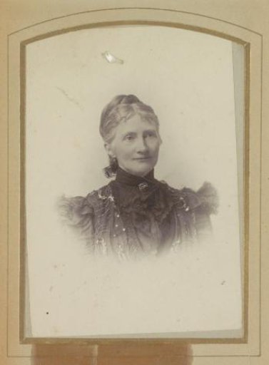 Portrait of Eva Boelen-Smidt van Gelder