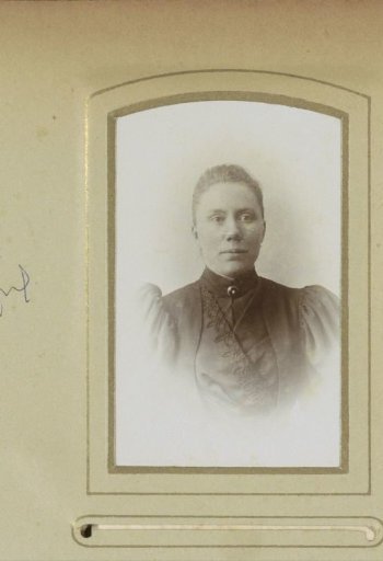 Portrait of a woman, possibly named 'Jul'