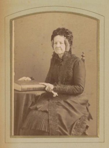 Portrait of Mrs. Boelen-Waller, Seated