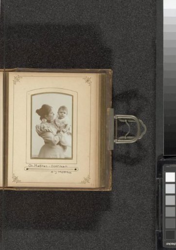 Portrait of Ch. Matthes-Doorman and A.J. Matthes