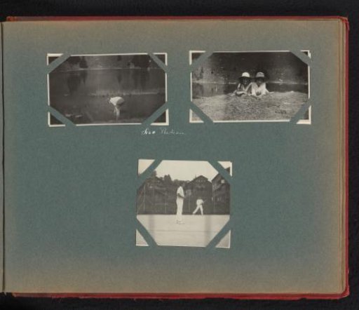 Eva and Hetty Boelen at a mountain lake on Les Diablerets in Switzerland, with two men on a tennis court below