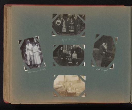 Joan and Charlotte Boelen with the Van der Koogh family, with Carel Matthes as a baby at the bottom