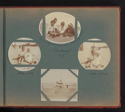 Hetty Boelen with other children on the beach at Zandvoort